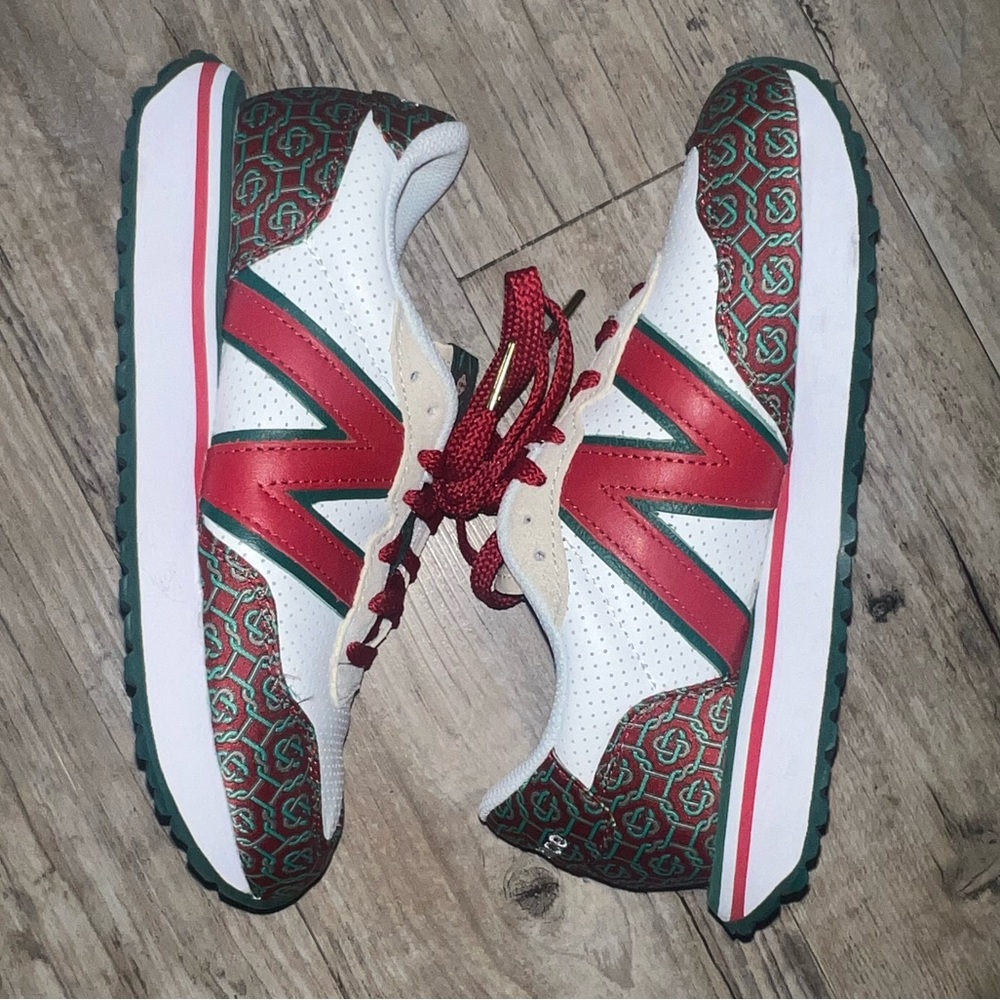 New Balance 237 Casablanca